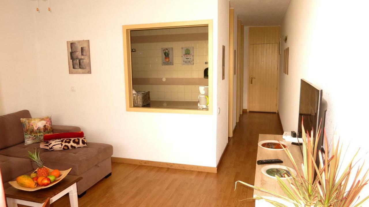 Holiday Home Close To Golden Mile Playa de las Americas  Luaran gambar